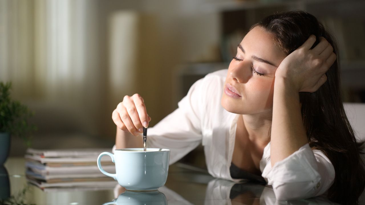 Drink jij ooit ’s ochtends 2 koppen koffie achter elkaar? Doe dit dan niet meer!